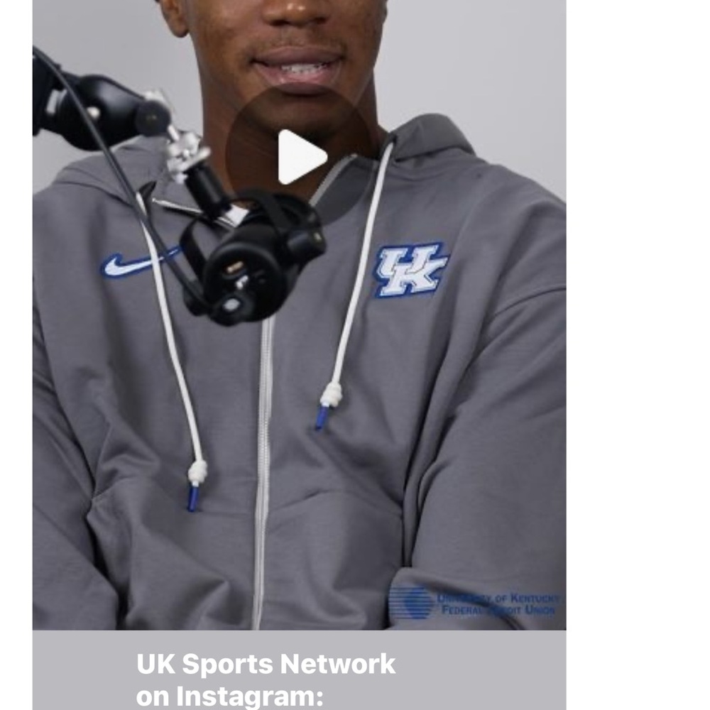 HELP!! Searching for sideline zip up!!